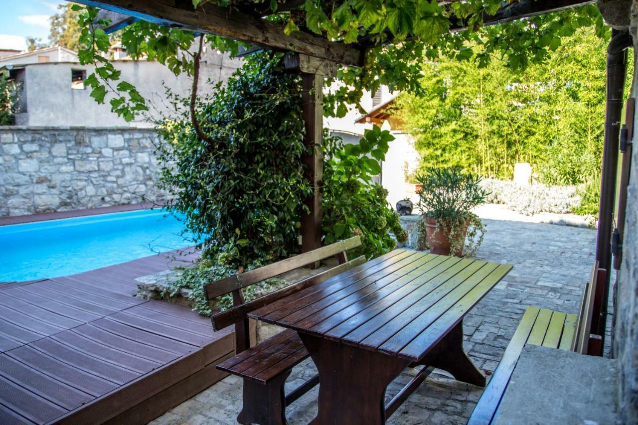 Gračišće Holiday Homes Poli Svetega Antona מראה חיצוני תמונה