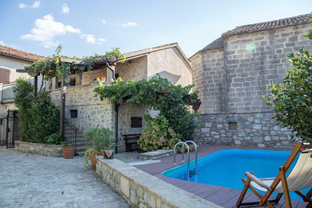 Gračišće Holiday Homes Poli Svetega Antona מראה חיצוני תמונה